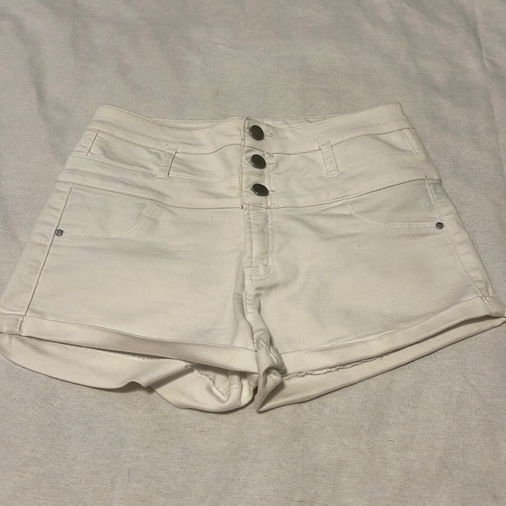 High-waisted White Refuge Shorts Size 4